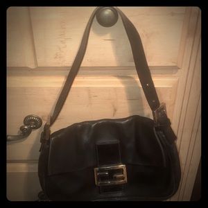 Fendi Bags - Fendi Black leather shoulder bag!! Fendi Bags - Fendi Black leather shoulder bag!!